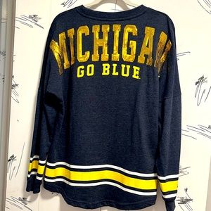Women’s Oversized U of M Sequined Team Jersey